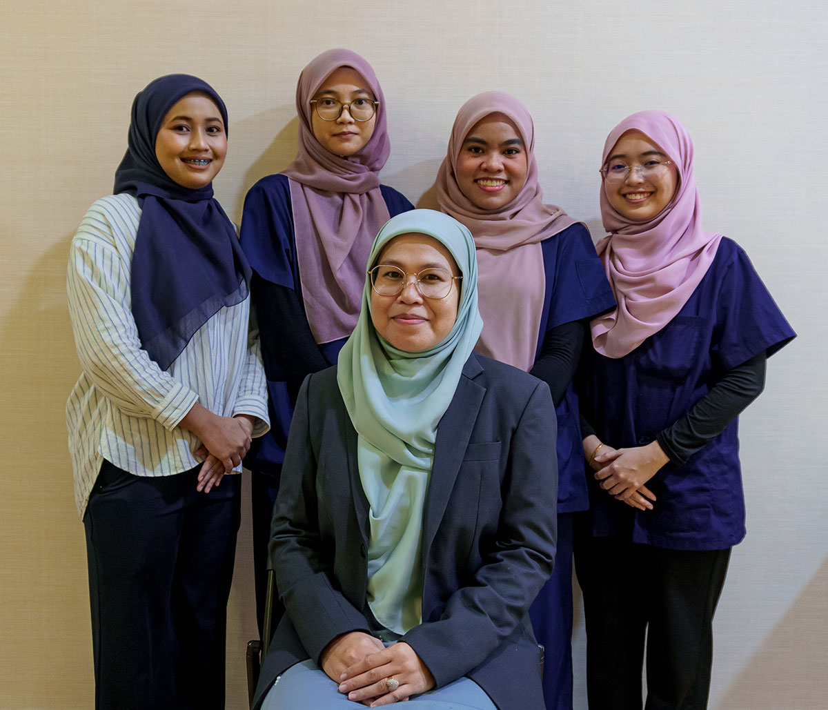 Klinik Medinoura Nilai Staff & Fasiliti